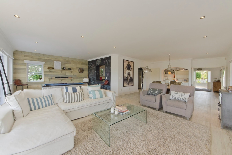 5 Bedroom Property for Sale in Thesen Islands Western Cape